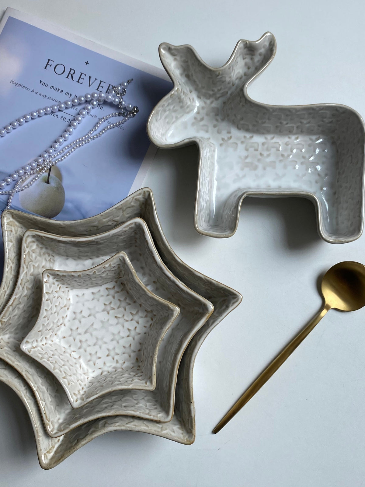 Distressed Star Medium Plate, Ceramic Dinnerware - detail 2