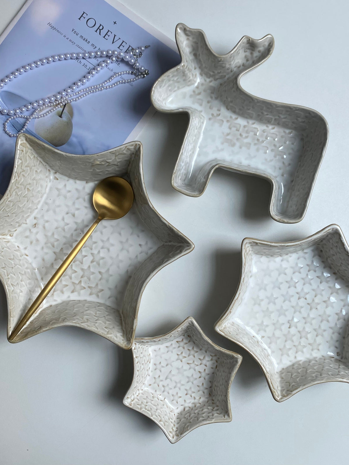 Distressed Star Medium Plate, Ceramic Dinnerware - detail 3