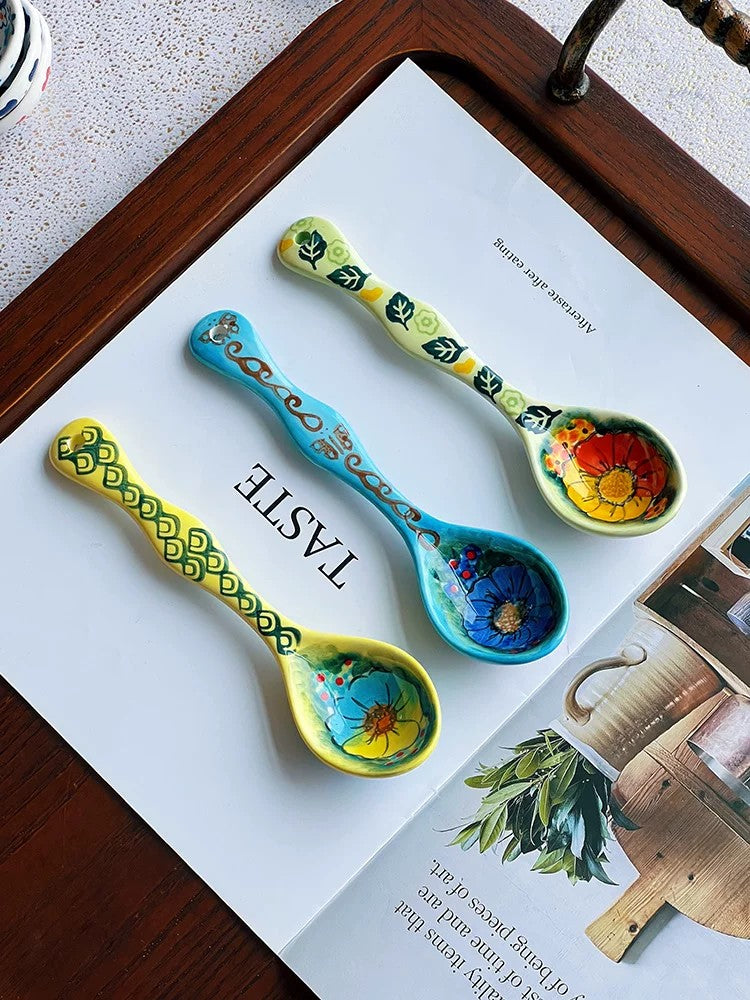 Ceramic Dining Spoon, Hand-Painted Tabletop Accessory - detail 2