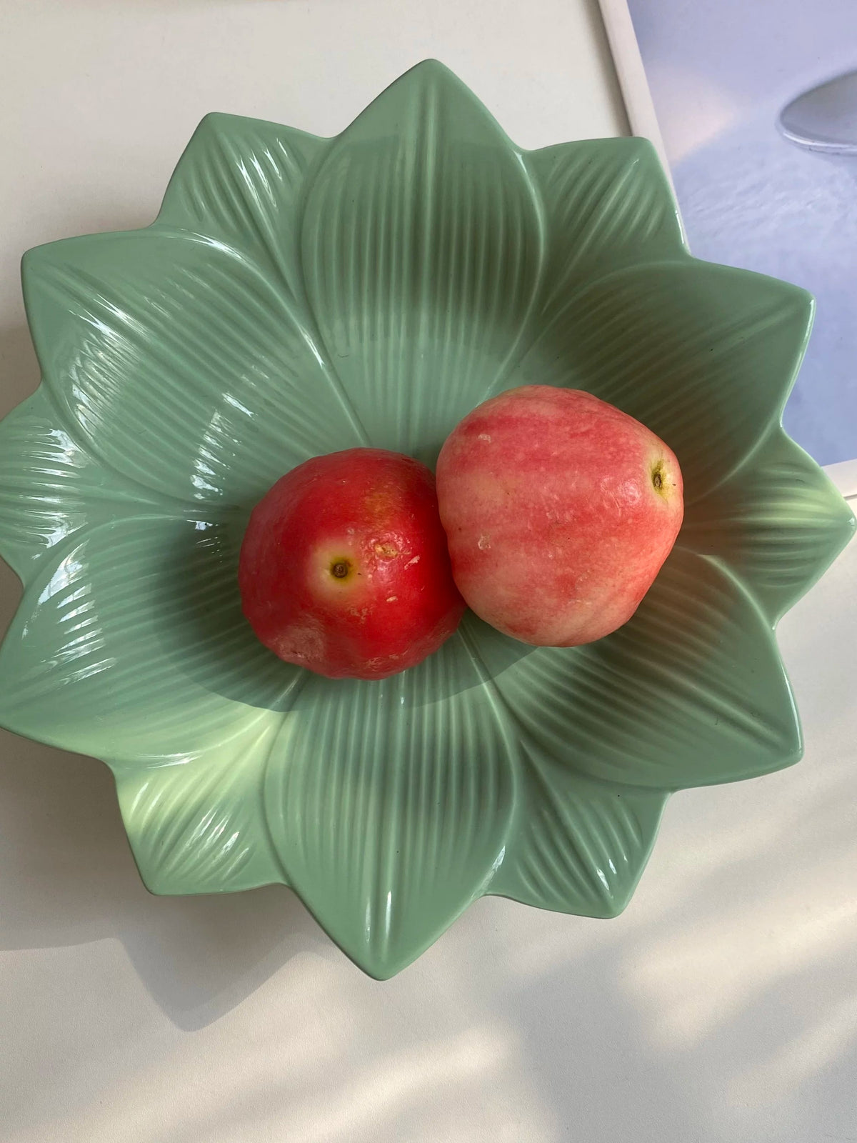 Lotus Petal Green Deep Plate, Ceramic Dinnerware, Elegant Floral Design - detail 3