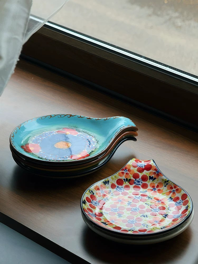 Underglaze Porcelain Short-Handle Dish, Hand-Painted Decorative - detail 3