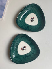 Triangle Green Small Dish, 15.3 x 2.8 cm, Ceramic Serving Plate - detail 2