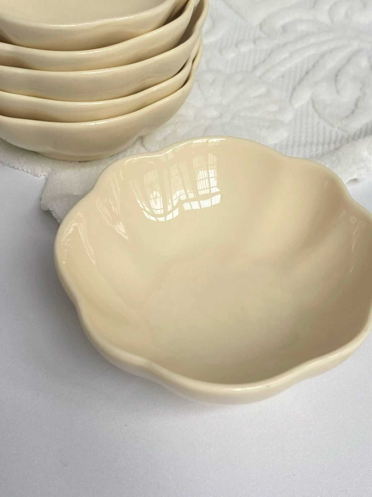 Deep Dish, Cream, 9.5 x 3 cm - detail 3