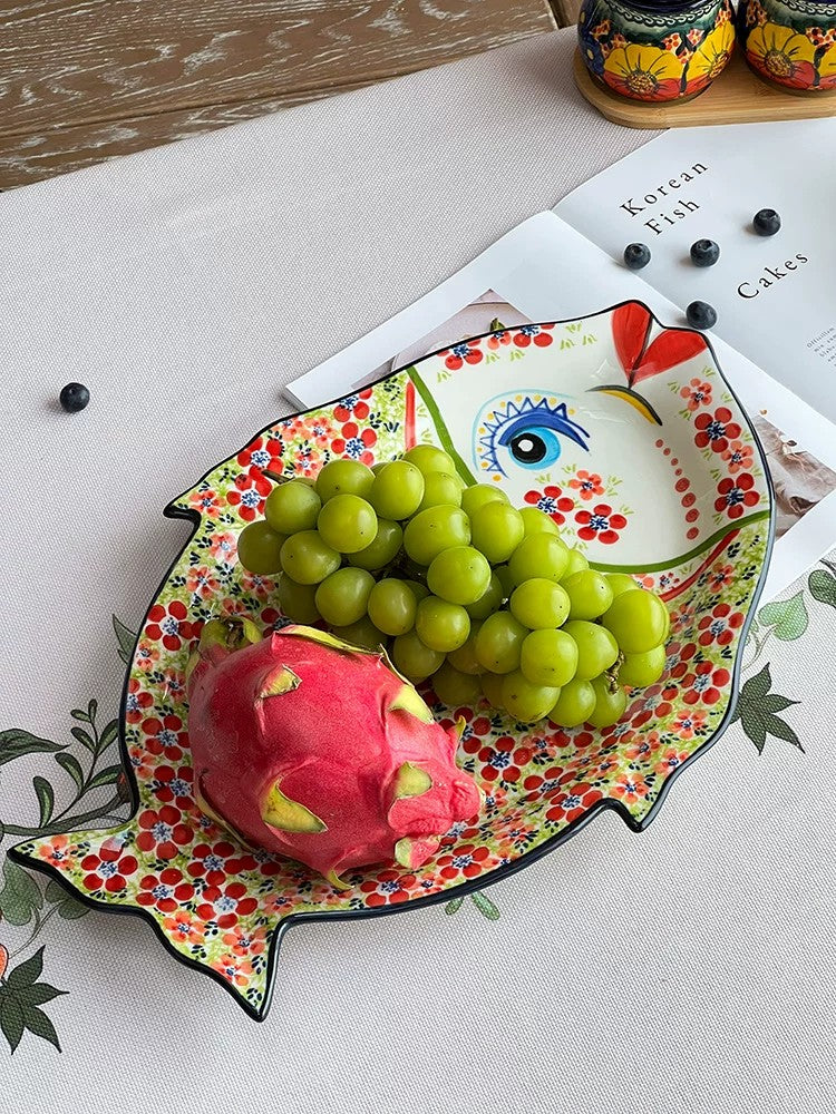 Extra-Large Fish-Shaped Ceramic Plate, Three-Color Floral, Hand-Painted - detail 3
