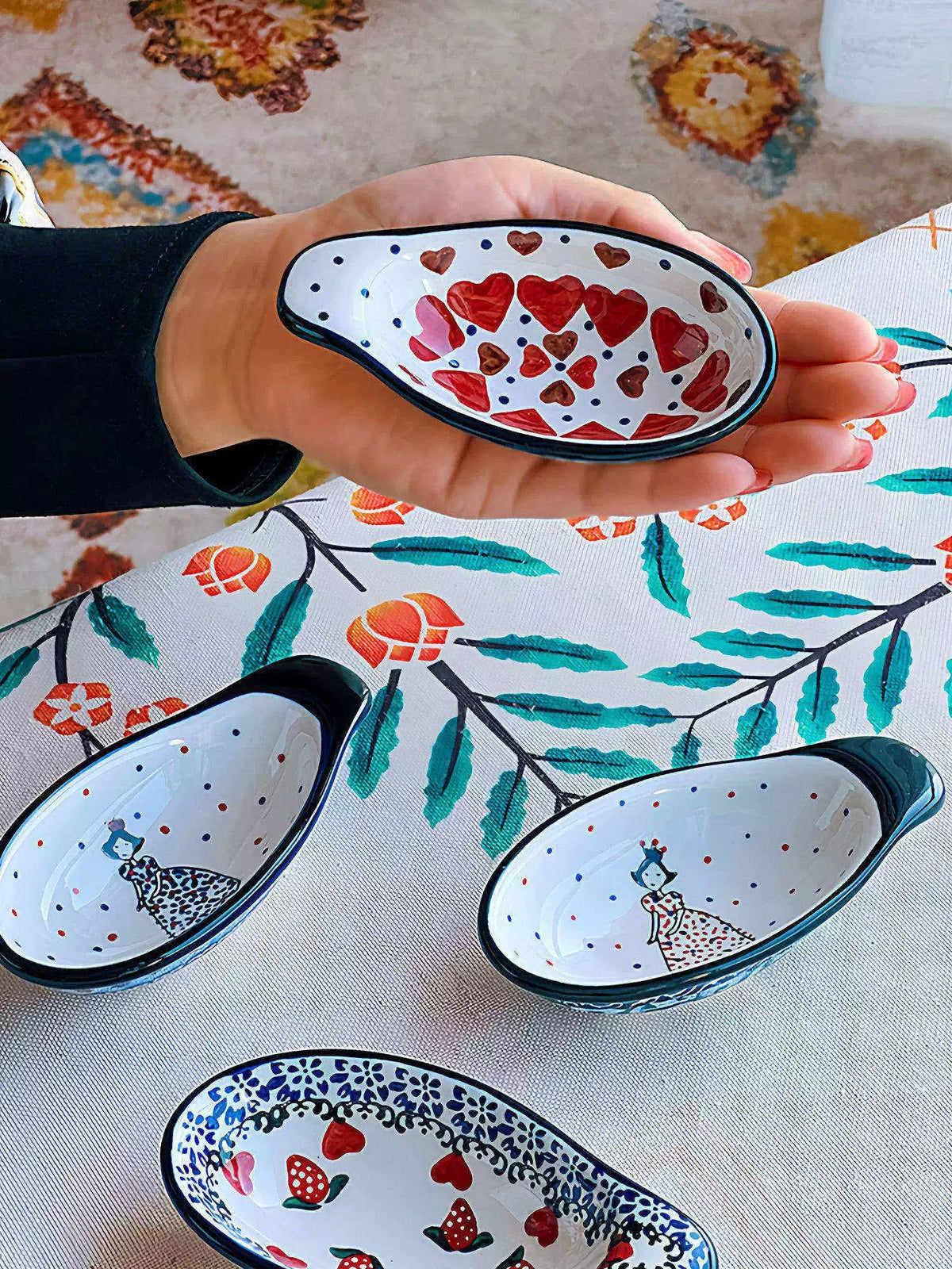 Mini Fish-Shaped Ceramic Dipping Dish, Hand-Painted - detail 1