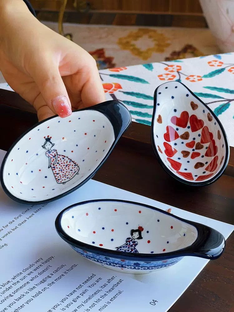 Mini Fish-Shaped Ceramic Dipping Dish, Hand-Painted - detail 3