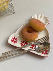 Christmas Hat Plate, Festive Holiday Dinnerware, Decorative Serving Plate - detail 2