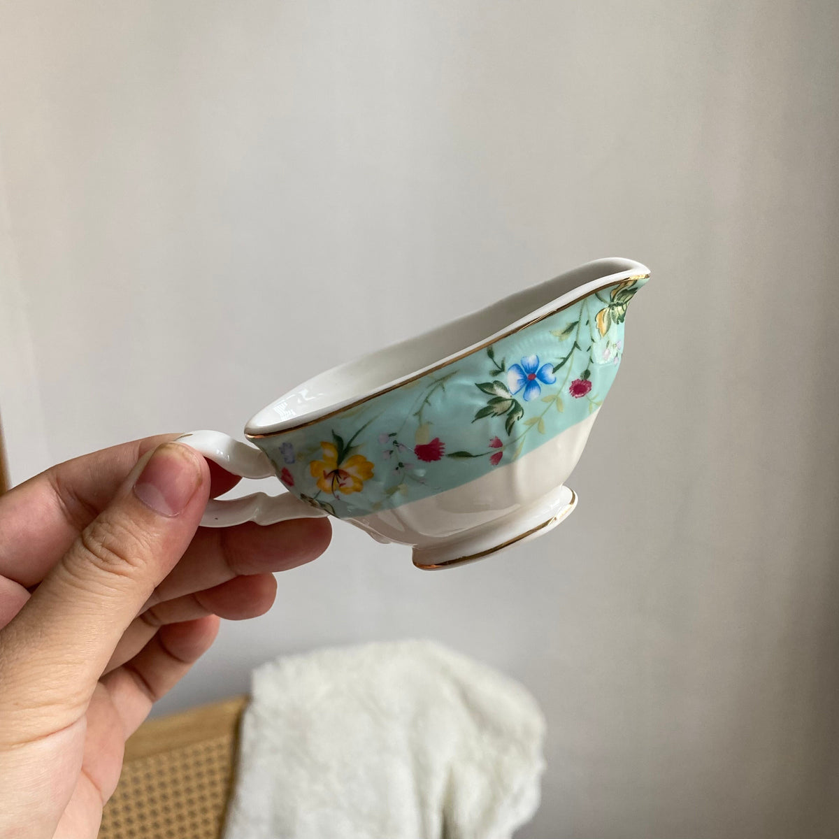 Ceramic Sauce Boat, Blue Floral, Serveware - detail 1