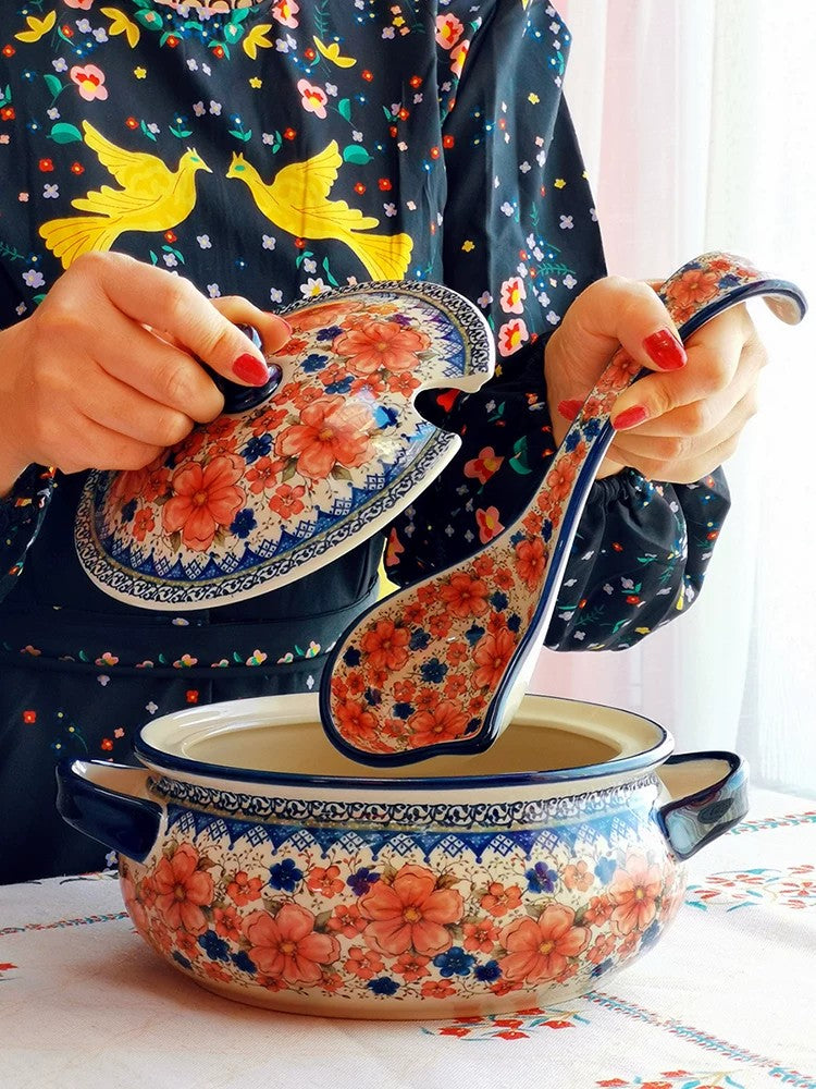 2L Covered Soup Pot with Ladle - detail 2