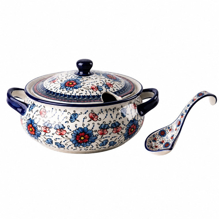 2L Covered Soup Pot with Ladle - product view 2