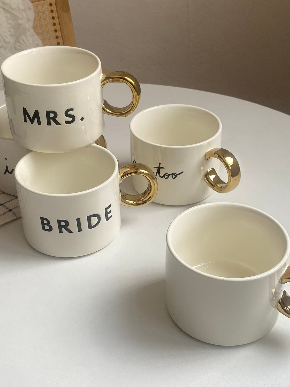 450ml Cup with Gold Letter Handle I, Ceramic Mug - detail 2