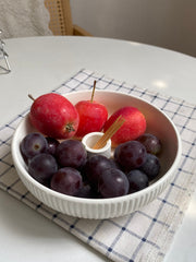 Relief White Fruit Bowl, 16.6 x 5.3 cm, Ceramic Serving Dish - detail 2