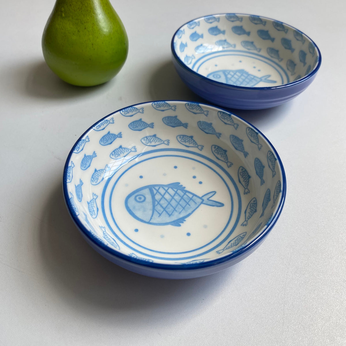 Big-head Fish Small Dish, 5 in (12.5 x 4 cm), Underglaze Decoration - detail 2